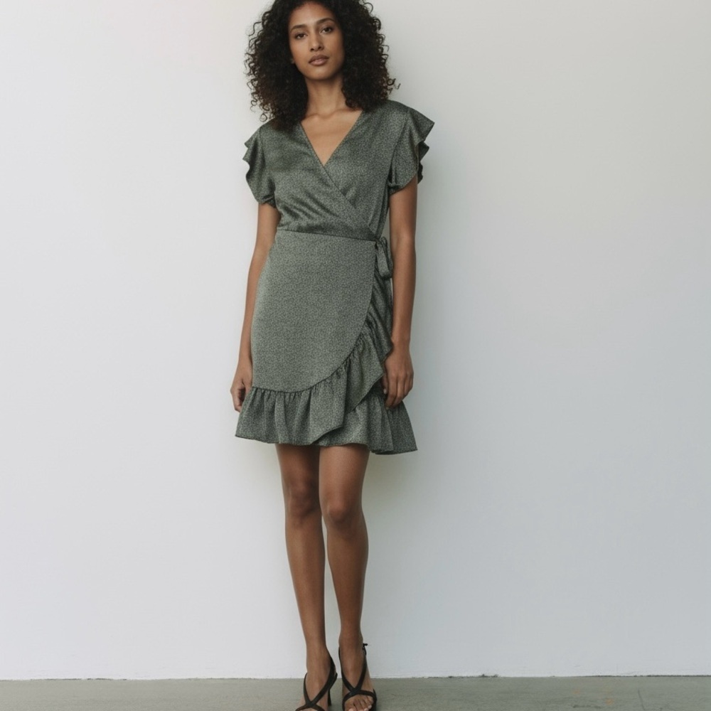 Vila Green Black Ruffle Wrap Dress Size M Short Sleeve